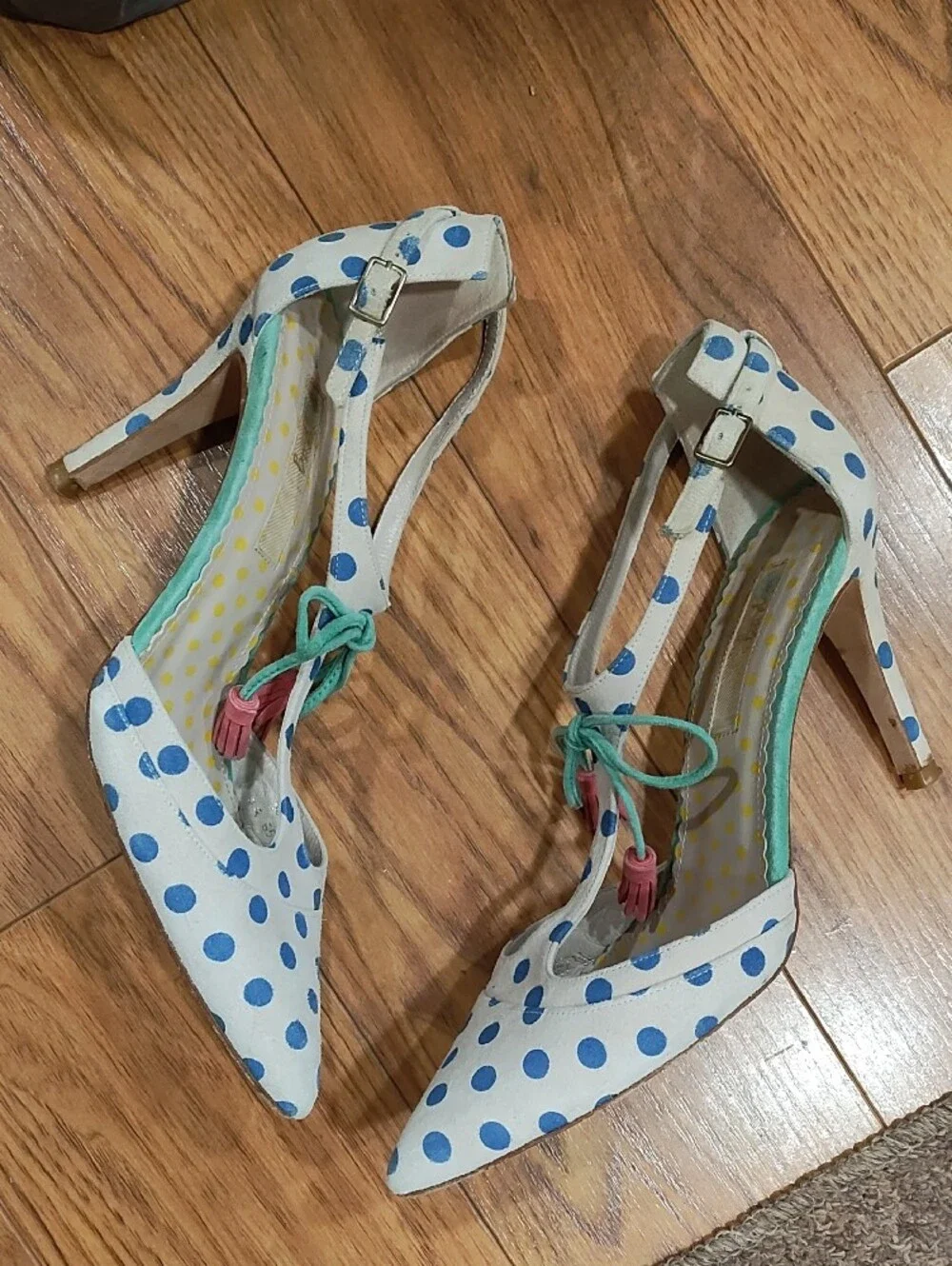 Boden White Pointed-Toe Polka Dot Heels with Blue Dots and Teal Ankle Tie